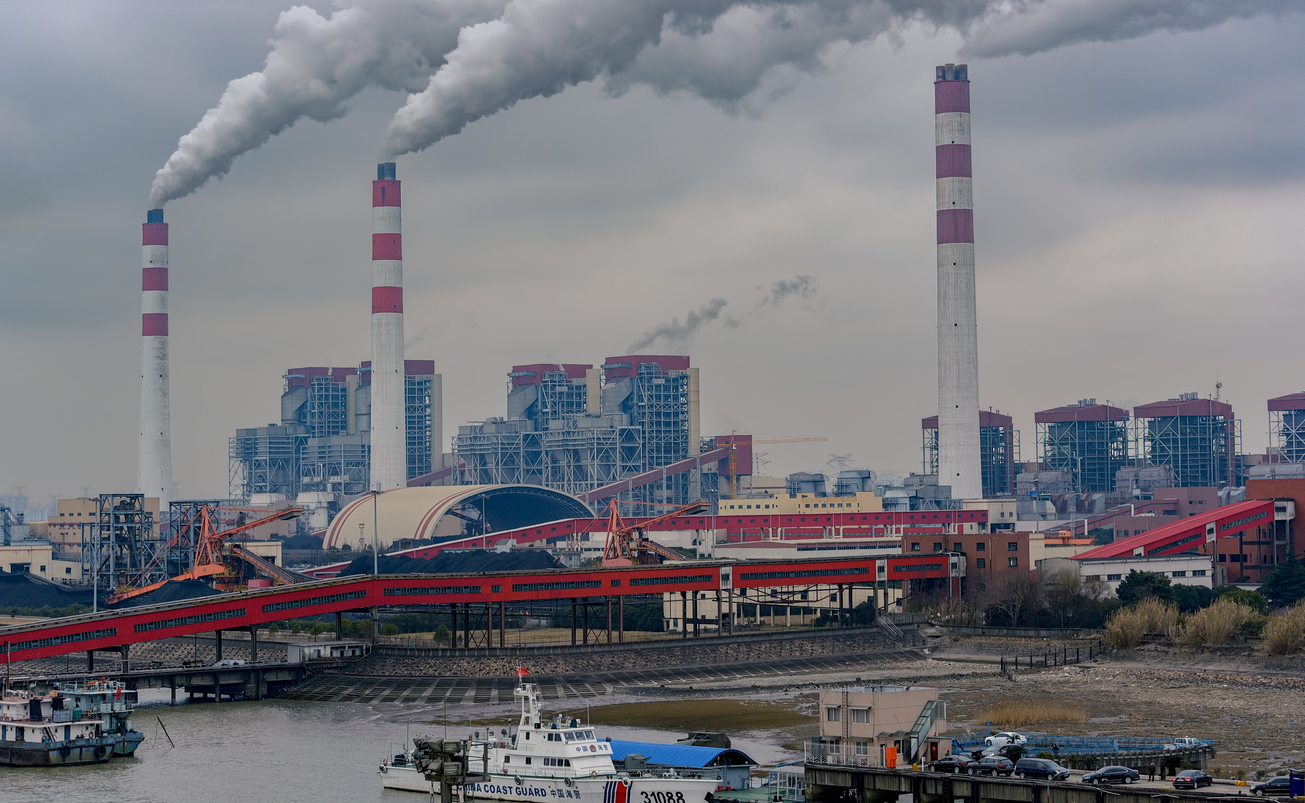 Chinas Regime verspricht grüne Entwicklung lässt aber weltweit 300