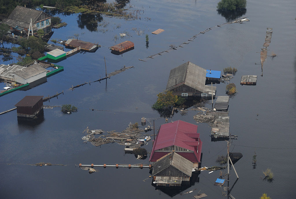 Ausnahmezustand In Sibirien Tote Und Hunderte Verletzte Bei Hochwasser