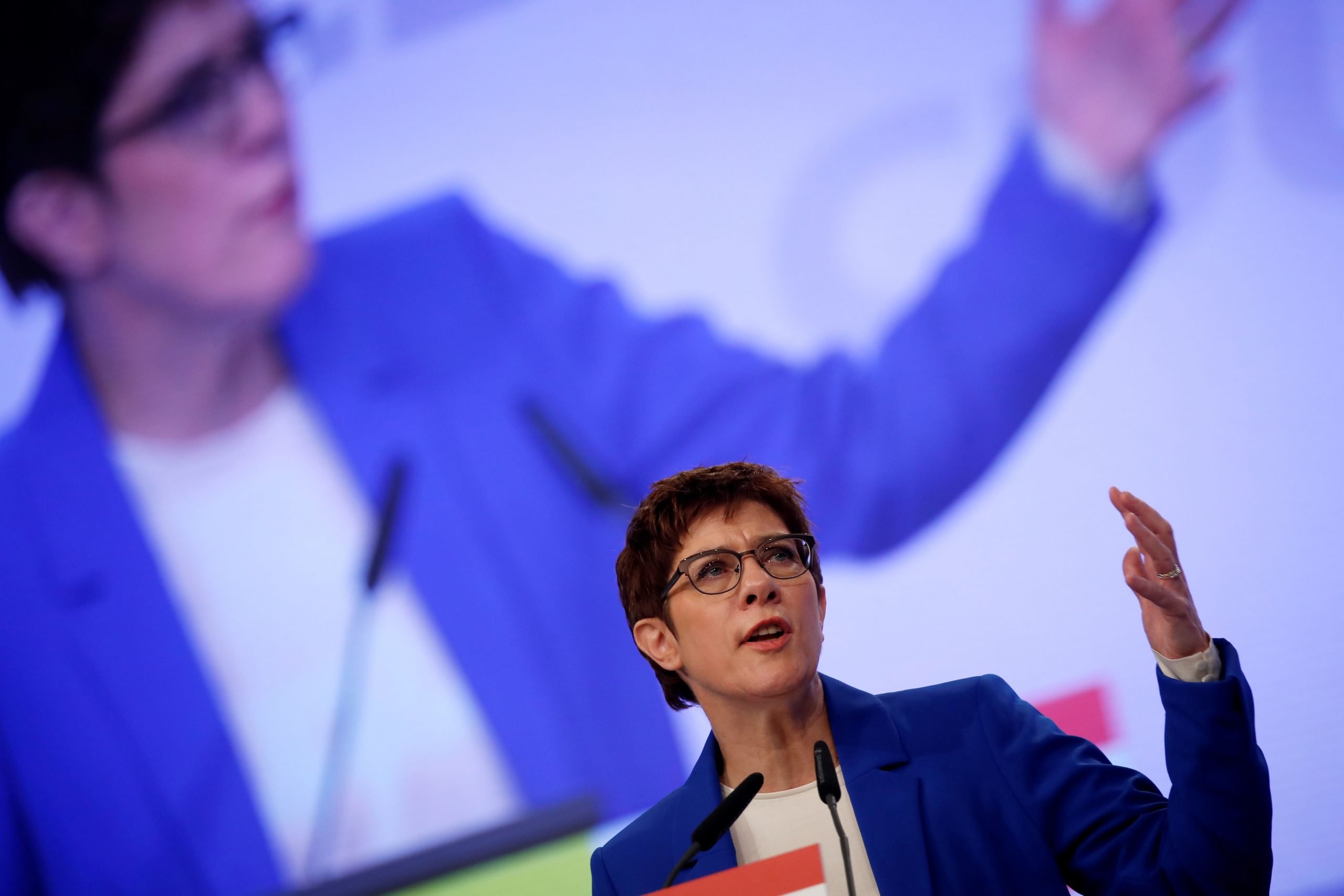 Kramp Karrenbauer Bietet R Ckzug Vom Parteivorsitz An