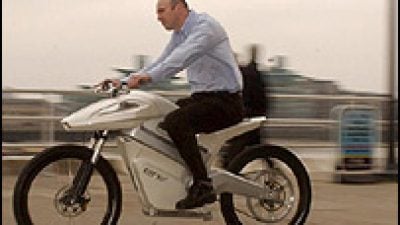 Revolutionäres Wasserstoff-Moped ist zu leise