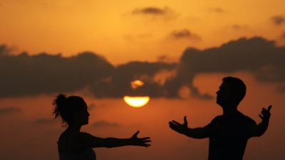 Tai Chi am Strand von Tel Aviv, Israel