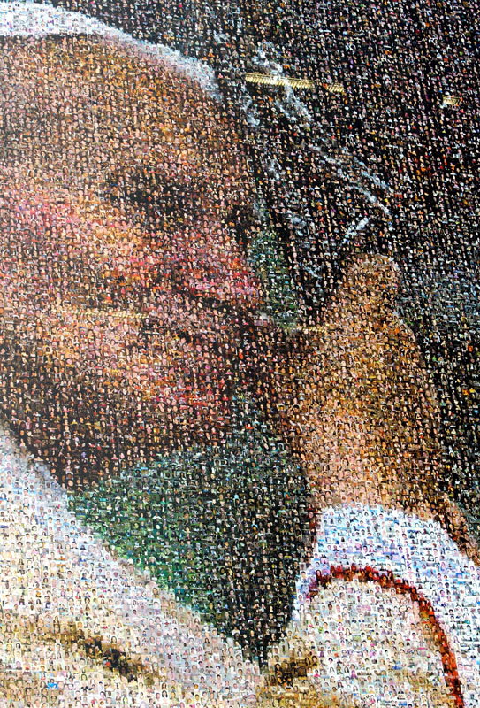 Ein Riesen-Mosaik zeigt den verstorbenen Papst Johannes Paul II. In Köln