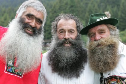 Alpenbart-Treffen in Brambüsch, Schweiz