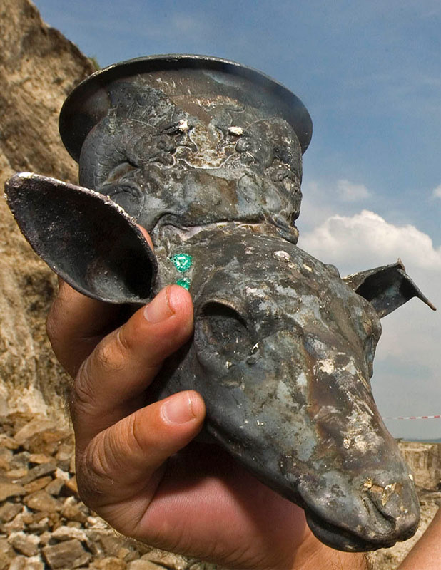 Ein thrakischer Goldschatz-Fund in der Nähe von Zlatinitsa, Bulgarien