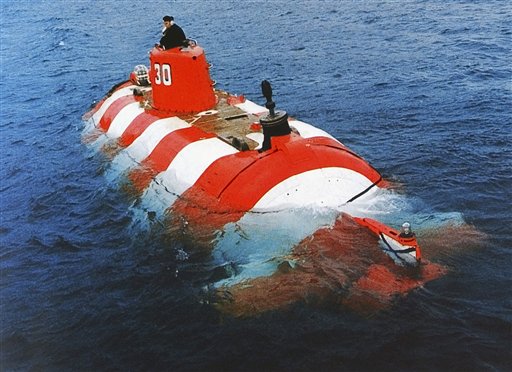 Zur Bergung des russischen U-Bootes – Fjodorow: Noch Sauerstoff für 18 Stunden