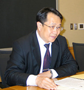 Der chinesische Rechtsanwalt und Strafverteidiger Mo Shaoping bei einem Vortrag in den USA.