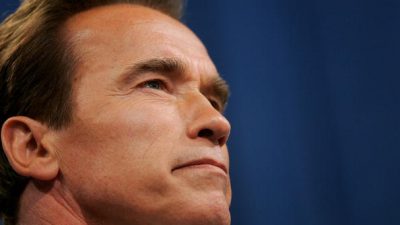 Schwarzenegger: Würde Trump gern „das Gesicht zerschmettern“