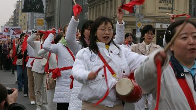 „Tuidang, kuai tuidang – schnell raus aus der Partei“