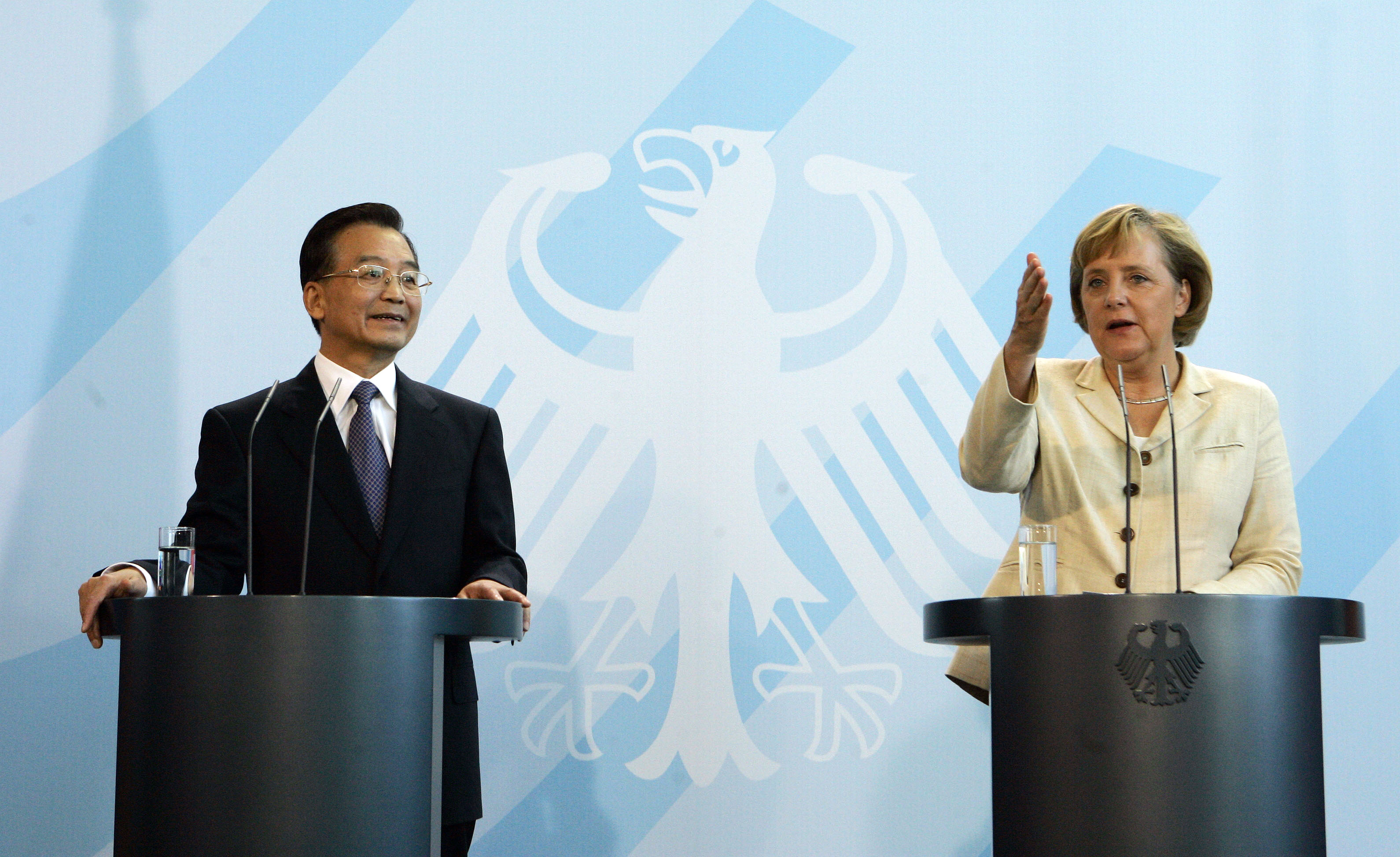 Chinas Premierminister Wen Jiabao trifft Bundeskanzlerin Merkel in Berlin