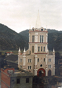 Die St. Josefskirche in Fuzhou, Provinz Fujian, im Jahr 1997. (