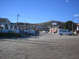 Der einzige Ort auf Península Valdés, Puerto Pirámides. (