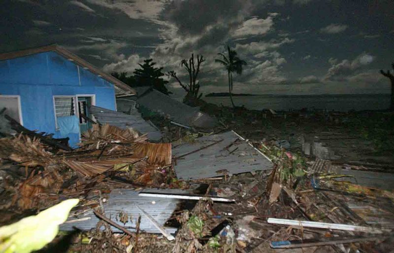 Tsunami: Fünf Meter hohe Flutwelle zerstört 9.000 Häuser