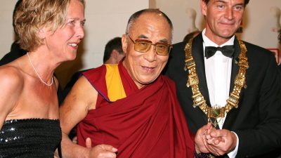 China attackiert den Dalai Lama