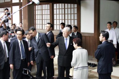 Taiwans Ex-Präsident besucht Yasukuni-Märtyrerschrein