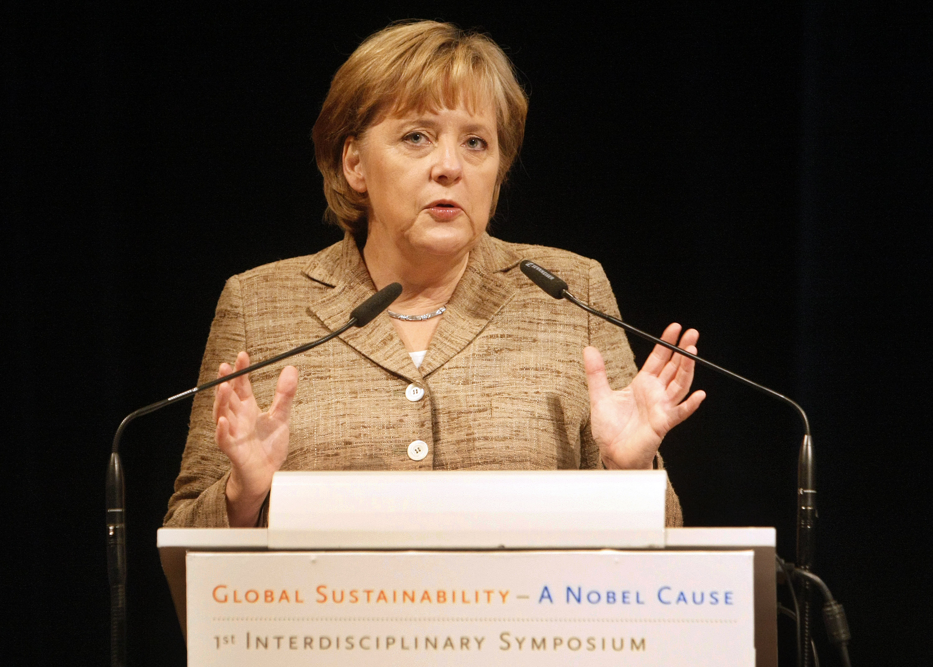 Die Weltrevolution der Angela Merkel