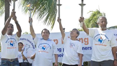 Fackellauf für Menschenrechte in Singapur angekommen