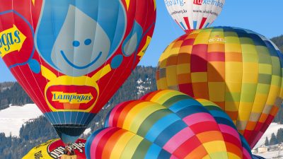 Bunt zu und hoch her beim Dolomiti Balloonfestival im Hochpustertal