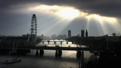 The London Eye im Winterlicht