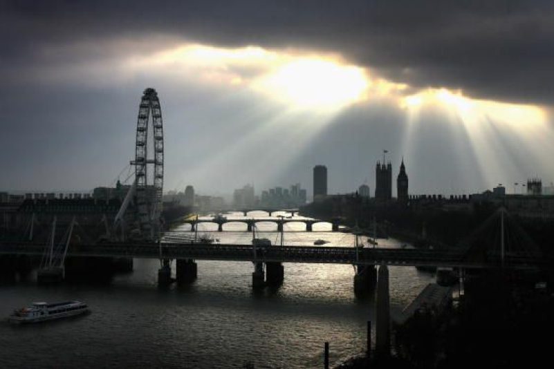 The London Eye im Winterlicht