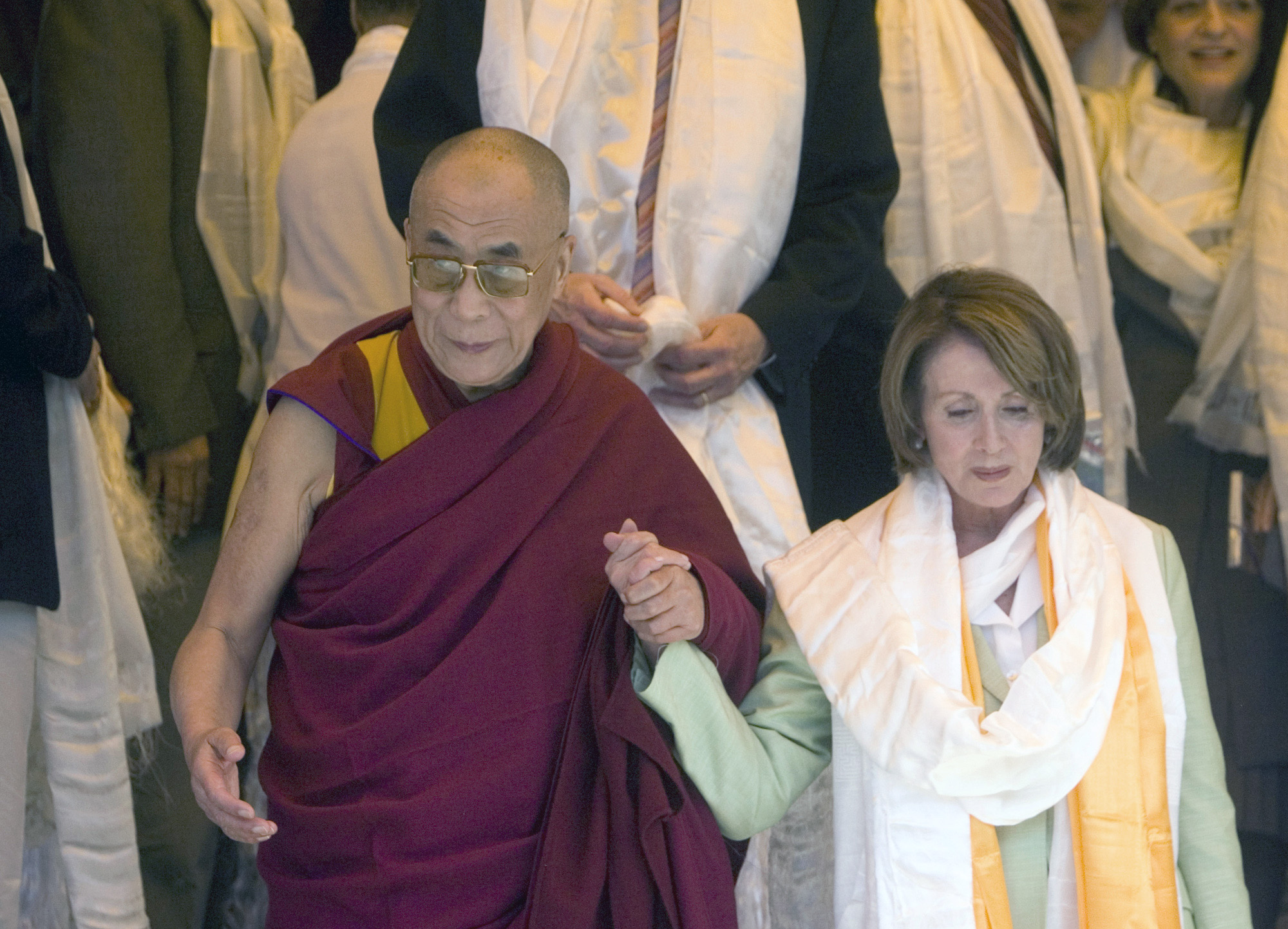 Tränen über Tibet – Der Dalai Lama und sein buddhistischer Pazifismus