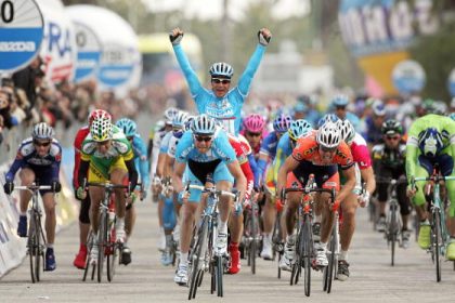 Die 44. Radrundfahrt Tirreno-Adriatico beginnt