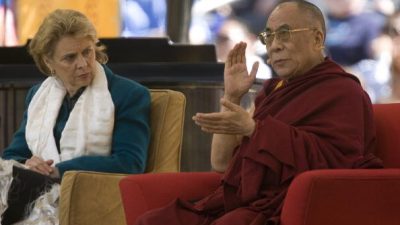 Dalai Lama trifft in Seattle chinesische Medien