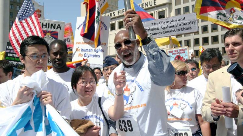 Vor Olympia-Fackel: San Francisco begrüßt Fackel für Menschenrechte