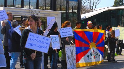 Erneuter Protest vor dem IOC-Hauptsitz in Lausanne