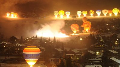 Nächtliches Ballonglühen