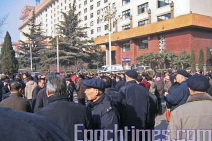 2.000 Veteranen protestierten in der chinesischen Provinz Shaanxi