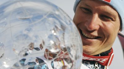 Sieger-Trophy für Aksel Lund Svindal