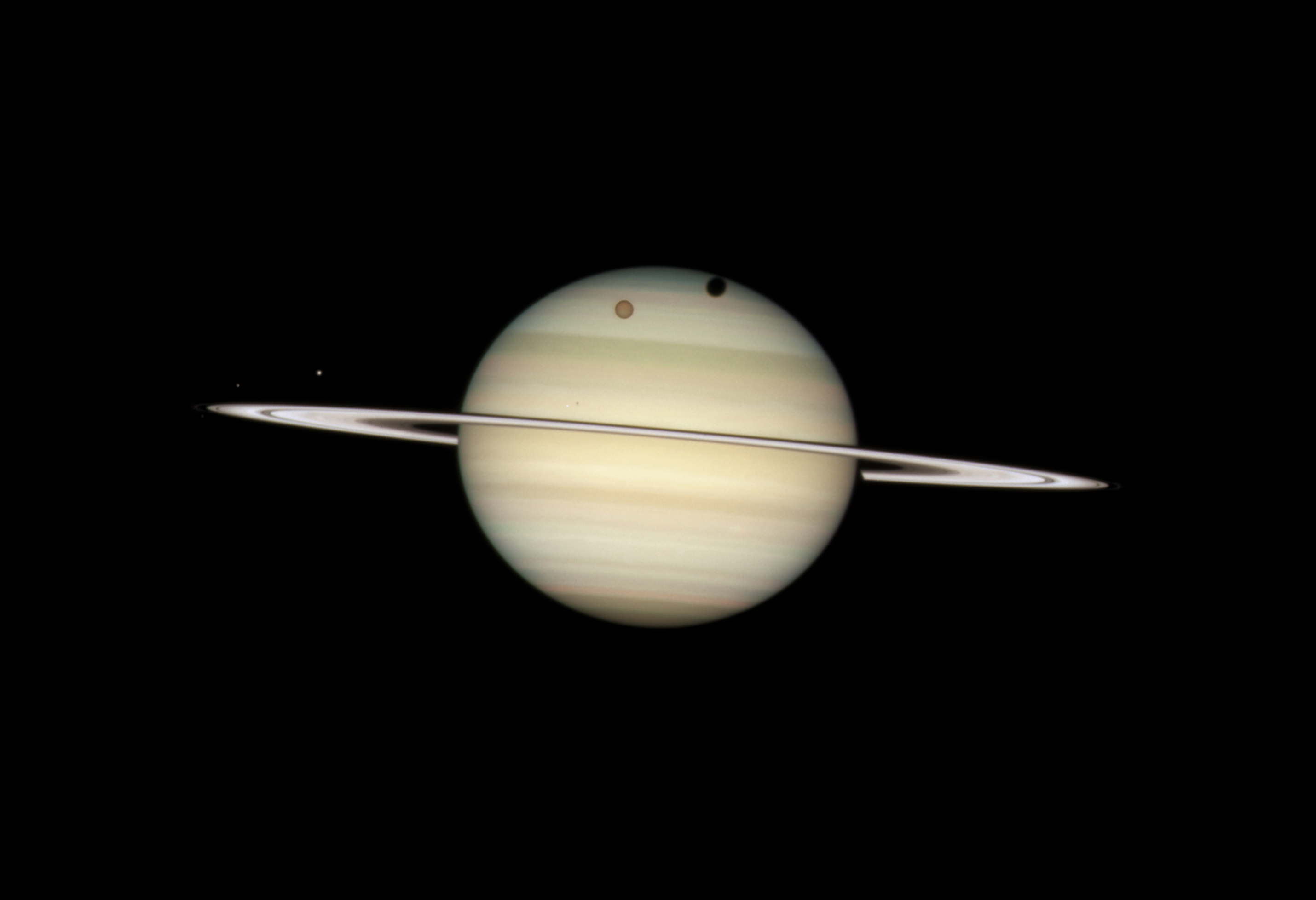 Monde des Saturns