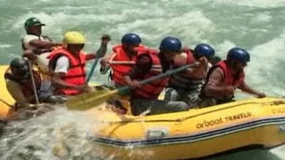 Water Rafting Boosts Kashmir Tourism