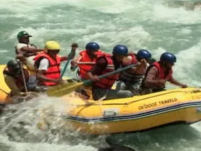 Water Rafting Boosts Kashmir Tourism