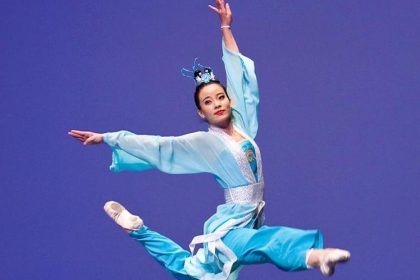 Chinesischer-Tanz-Wettbewerb erstaunt das Publikum