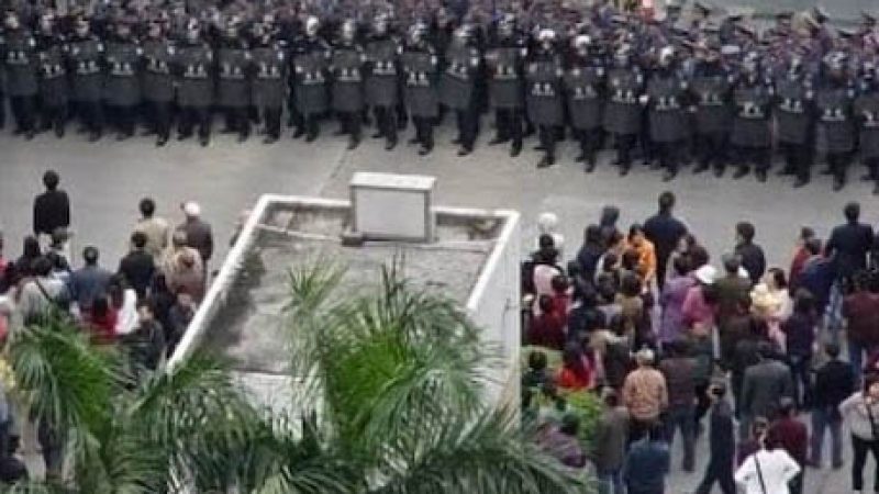 Ausbildung für chinesische Beamte wegen Massenunruhen