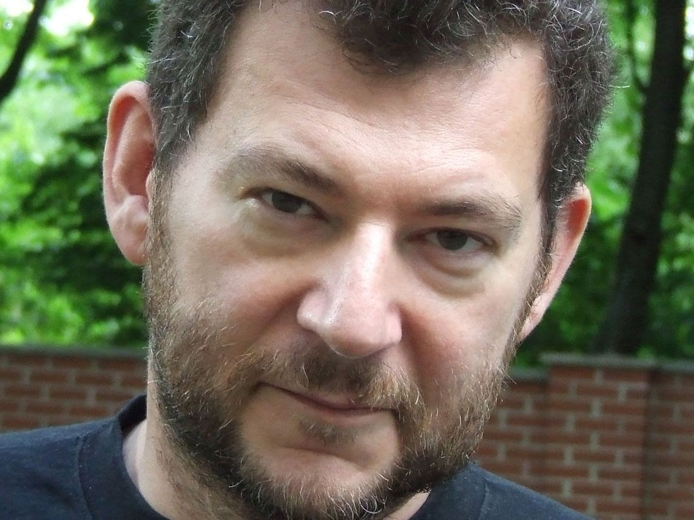 Der Autor Oleg Jurjew lebt und schreibt seit 1991 in Frankfurt