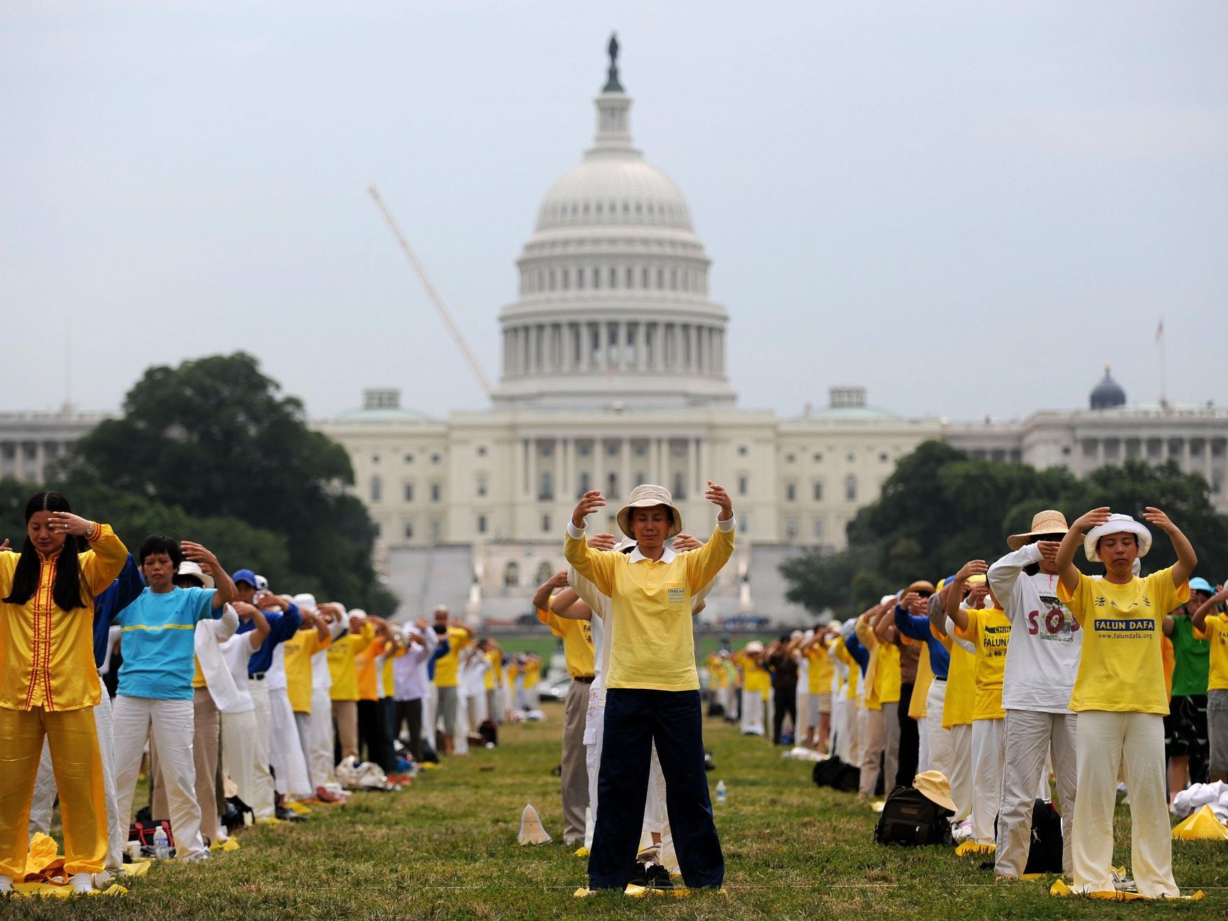 Mitgefühl für 10 Jahre Verfolgung von Falun Gong gefordert