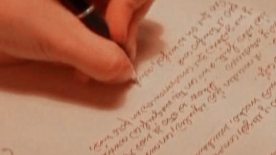 Cuban Woman Writes Love Letters for a Living