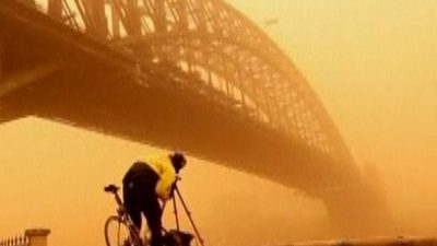 Sydney: Hazardous Dust Storm Blankets