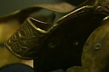 England: Gold Treasure Found in Field