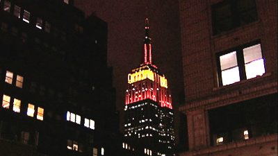 Empire State Building leuchtet für das chinesische kommunistische Regime