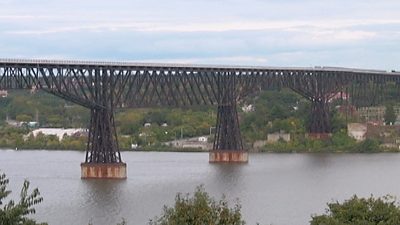 New York: Längste Fußgängerbrücke der Welt eröffnet