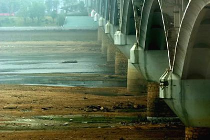 China: Landslides Triggered by Filling of Three Gorges Dam