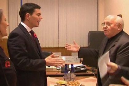 British Foreign Secretary Meets Gorbachev
