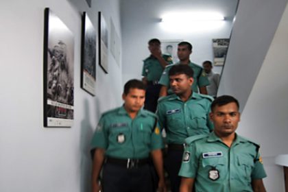 CCP Pressures Bangladesh to Stop Tibet Photo Exhibit