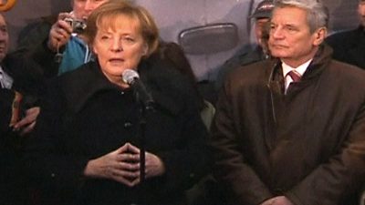 Deutschland: Merkel, Trabants Celebrate Berlin Wall Fall