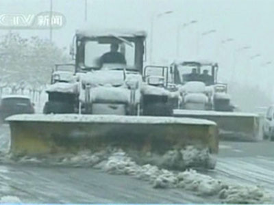 China: Snow Causes Chaos in Central & Eastern China