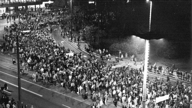 Vera Lengsfeld: Die Verhöhnung der Friedlichen Revolution 1989!