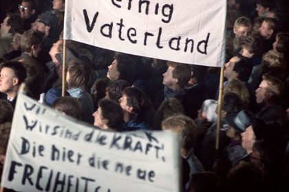 Umfrage: Mehrheit der Deutschen hält Einsatz der DDR-Bürger 1989 wichtig für Wiedervereinigung